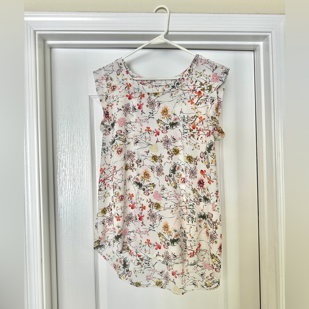 Pleione White Floral Blouse